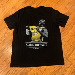 Kobe Bryant and Gianna Bryant Memorial Shirt